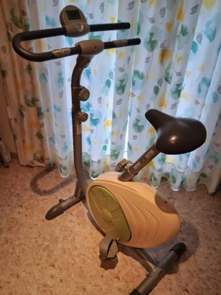 Bicicleta Estática Fitness