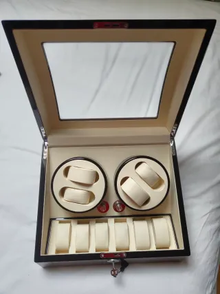 Caja guarda relojes automática