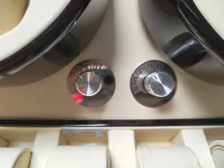 Caja guarda relojes automática