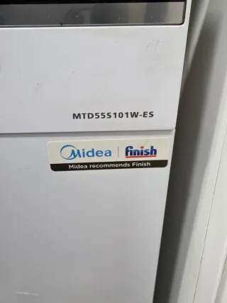 Lavavajillas Midea 6 servicios compacto