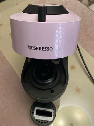 Cafetera Nespresso Vertuo Pop Lila