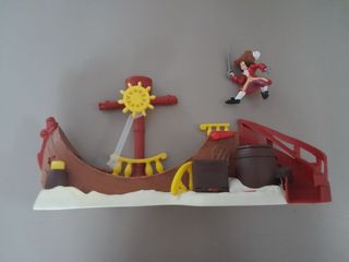 Barcos piratas de juguete