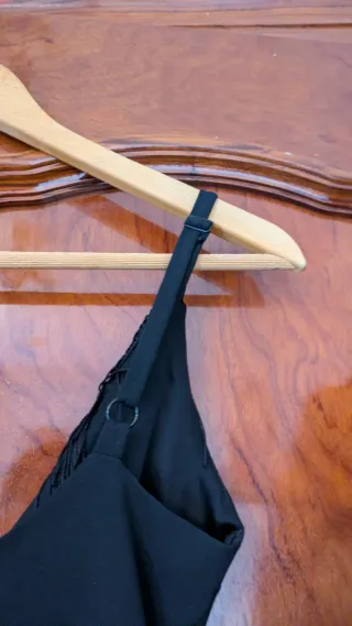 Mono corto con flecos