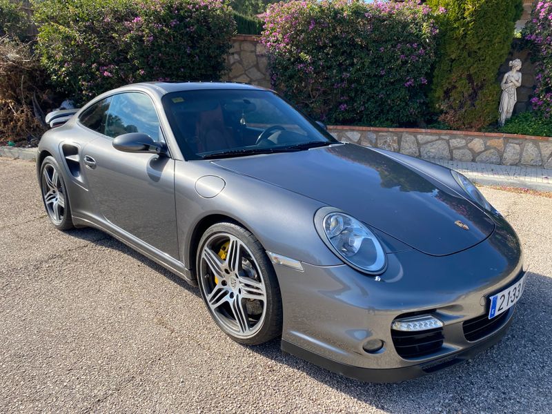 Porsche 911 turbo - foto 1