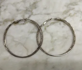 Pendientes de aro plateados