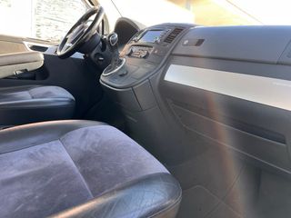 Volkswagen Multivan 2011 CAMPER