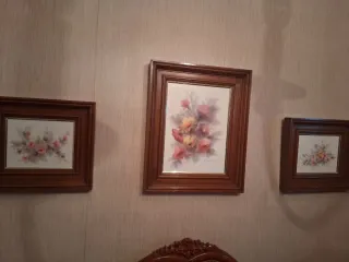 Mueble de esquina madera y lámpara