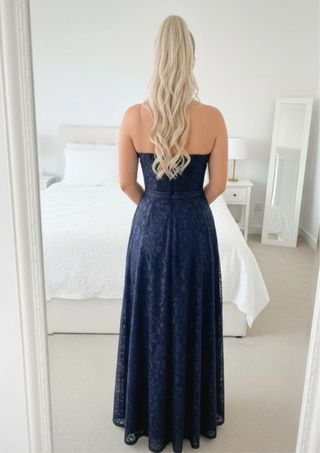 Vestido bordados perforados