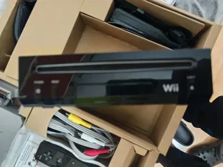 Nintendo Wii Mario Kart Wii Pack