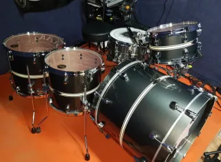 Batería Tama Starclassic Edición Limitada