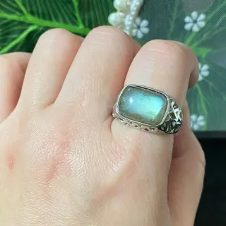 Anillo de Labradorita natural (unisexo)