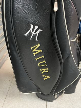 Palos de golf Miura CB-202