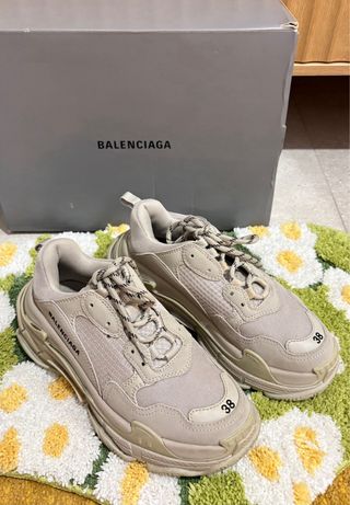 Balenciaga Triple S Beige Talla 38