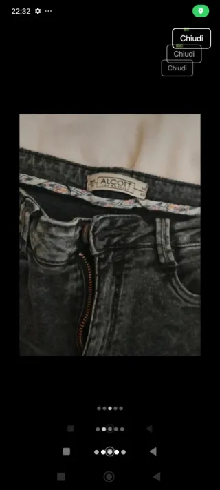 Pantalone Alcott e maglietta Bershka S