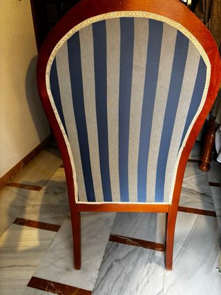 Lote 2 sillones y 6 sillas tapizadas