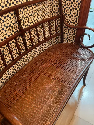 Conjunto antiguo madera y rejilla