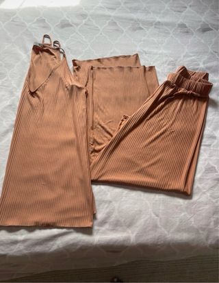 Conjunto Zara naranja