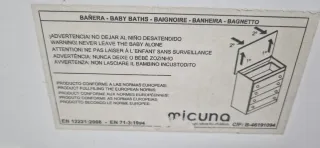 Comoda cambiador blanca marca  Micuna con bañera
