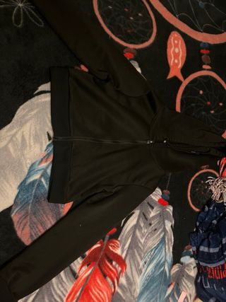 3 Sudaderas SHEIN rosa,blanca y negra