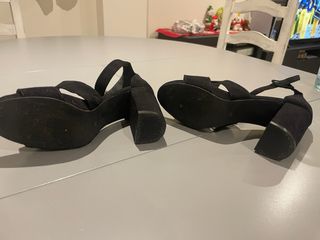 Sandalias fiesta tacón negras Lefties T39