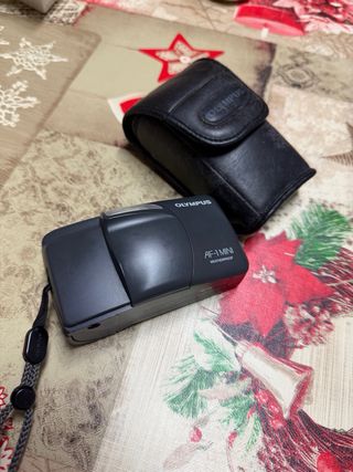 Olympus AF-1 Mini Cámara 35mm Con funda original
