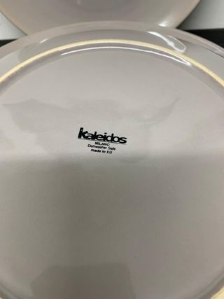 Set 4 piatti grigi in porcellana