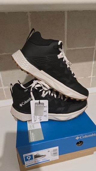 Zapatillas Columbia Facet Negras/Blancas