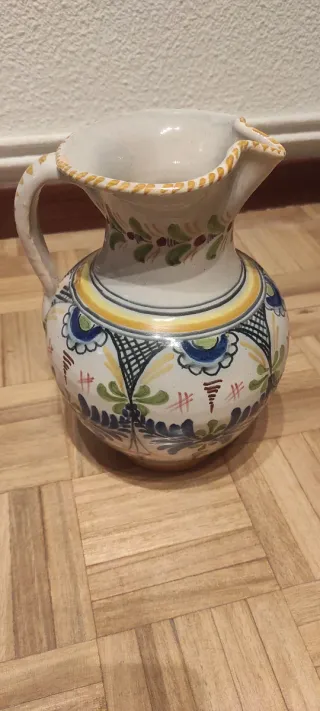 Jarrón de cerámica multicolor