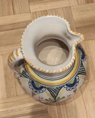 Jarrón de cerámica multicolor