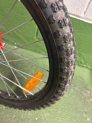 Bicicleta Infantil Atractor 20 Roja 6V