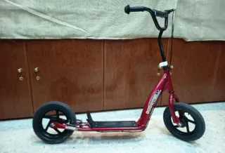 Patinete infantil rojo