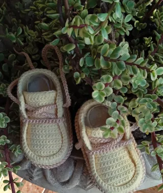 Zapatitos de bebé crochet