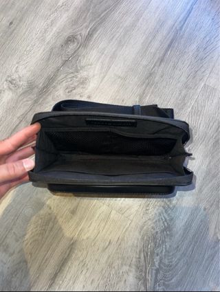 Riñonera Tommy Hilfiger Negra Original