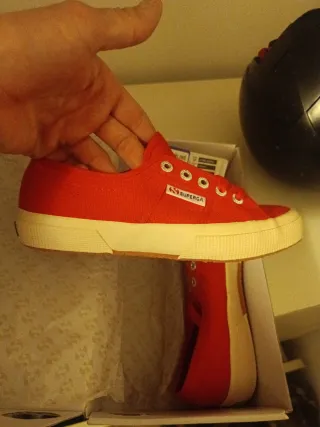 Superga rosse tg 36