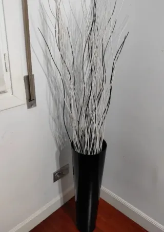 Jarrón Negro Alto Decorativo