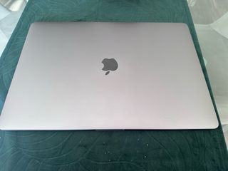 MacBook Pro 15 Apple