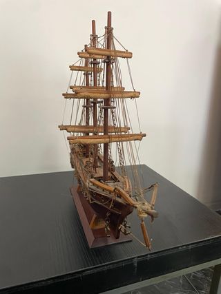 Barco de madera artesanal grande – Decoración náut