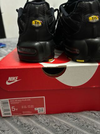 Nike Air Max Plus Negras