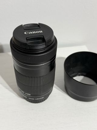 Objetivo Canon EFS 55-250mm con Parasol ET-63