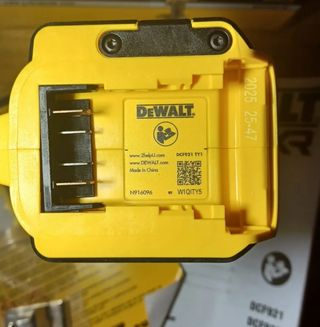 DeWalt DCF921N y 2 baterías de 2ah