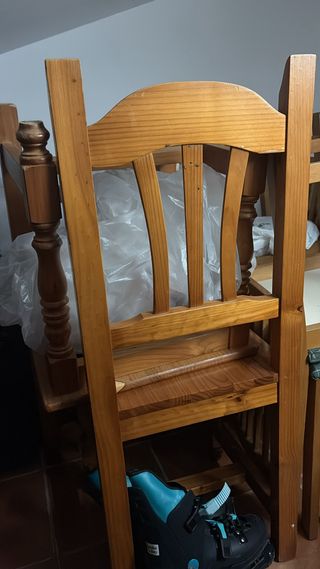 4 x50 euro/u.sillas madera maciza estilo provenzal