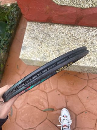 Raqueta Yonex Vcore Pro 100