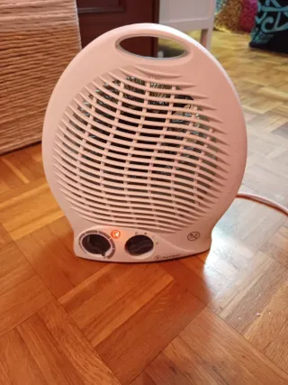 Calefactor Eléctrico Blanco