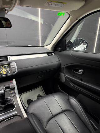 Land Rover Range Rover Evoque BLACK