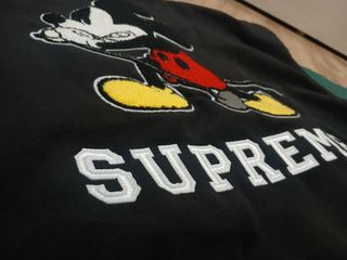 Cazadora Supreme Mickey Mouse Negra y Verde