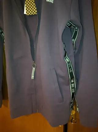 Sudadera Vans cremallera morada