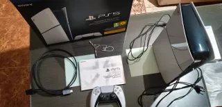 PS5 Slim Blanca + Mando + Soporte Original