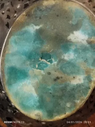 Centrotavola antico in metallo, peltro