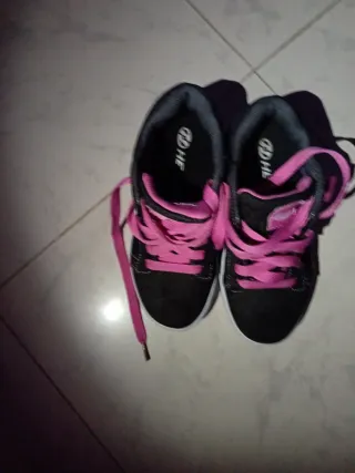 Heelys con rotelle in jeans numero 34