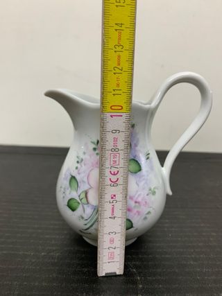 Bricchetto latte in porcellana dipinto a mano